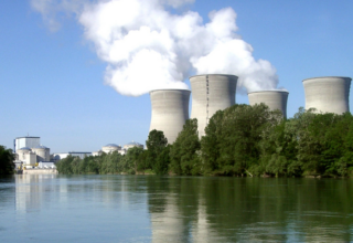 La centrale nucléaire du Bugey, pilier du mix électrique français.