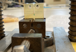 Essai de propagation de fissure sur un matériau thermodurcissable © INSA Lyon